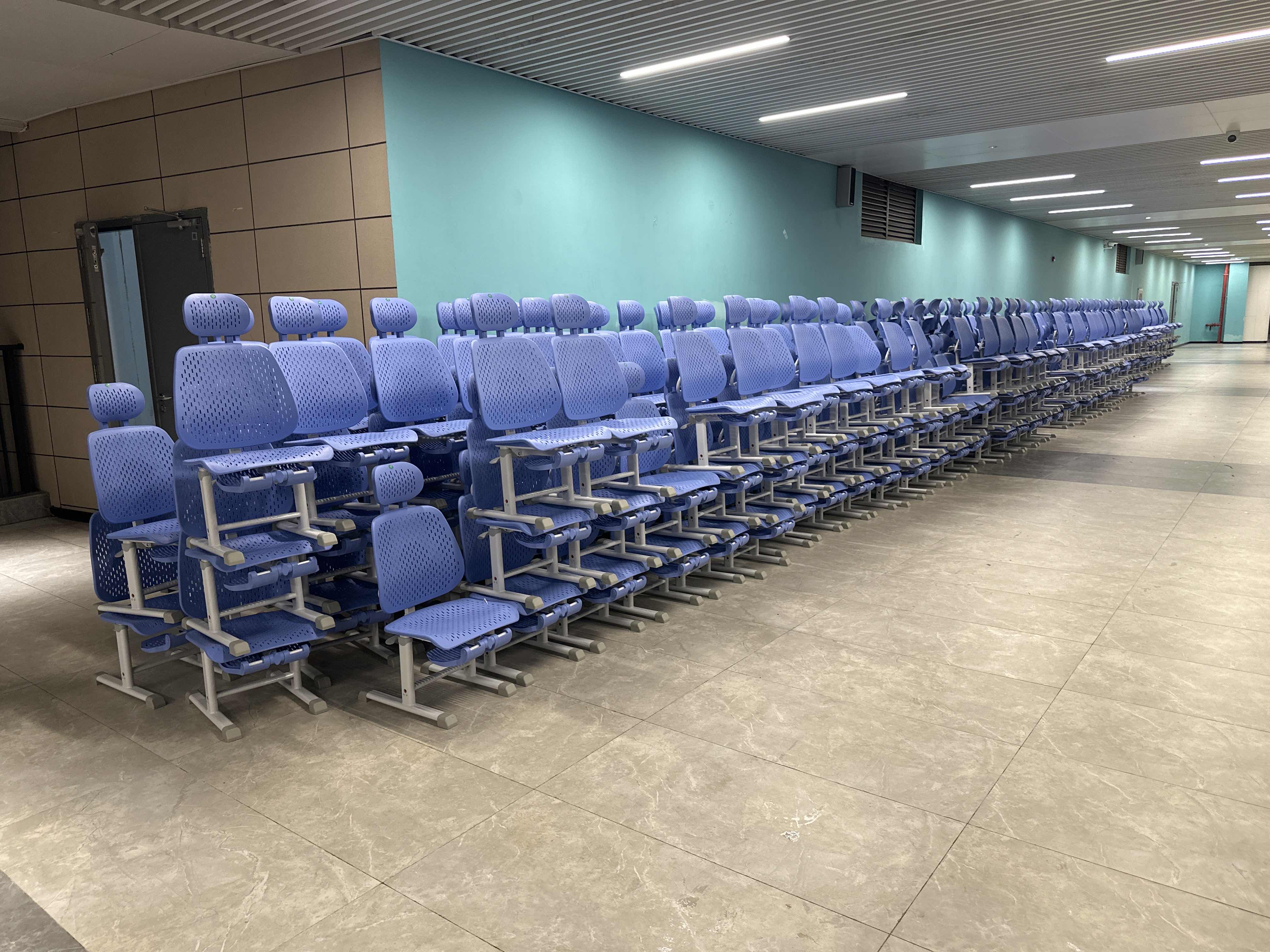 博恩教育午休课椅入驻深圳市龙岗区龙城高级中学(教育集团)宝龙外国语学校(图3) 19abbd043dc524f5bc1bf6ff2e4b17e4.jpg