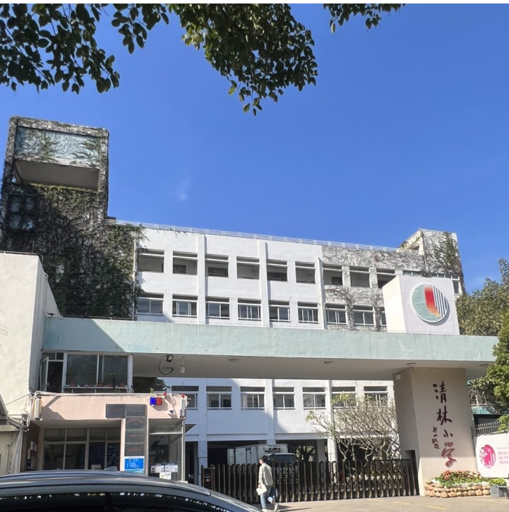 博恩教育多功能午休课椅进驻深圳市龙岗区清林小学(图1) 61da6e5058c0f506143d3e23548102c.png