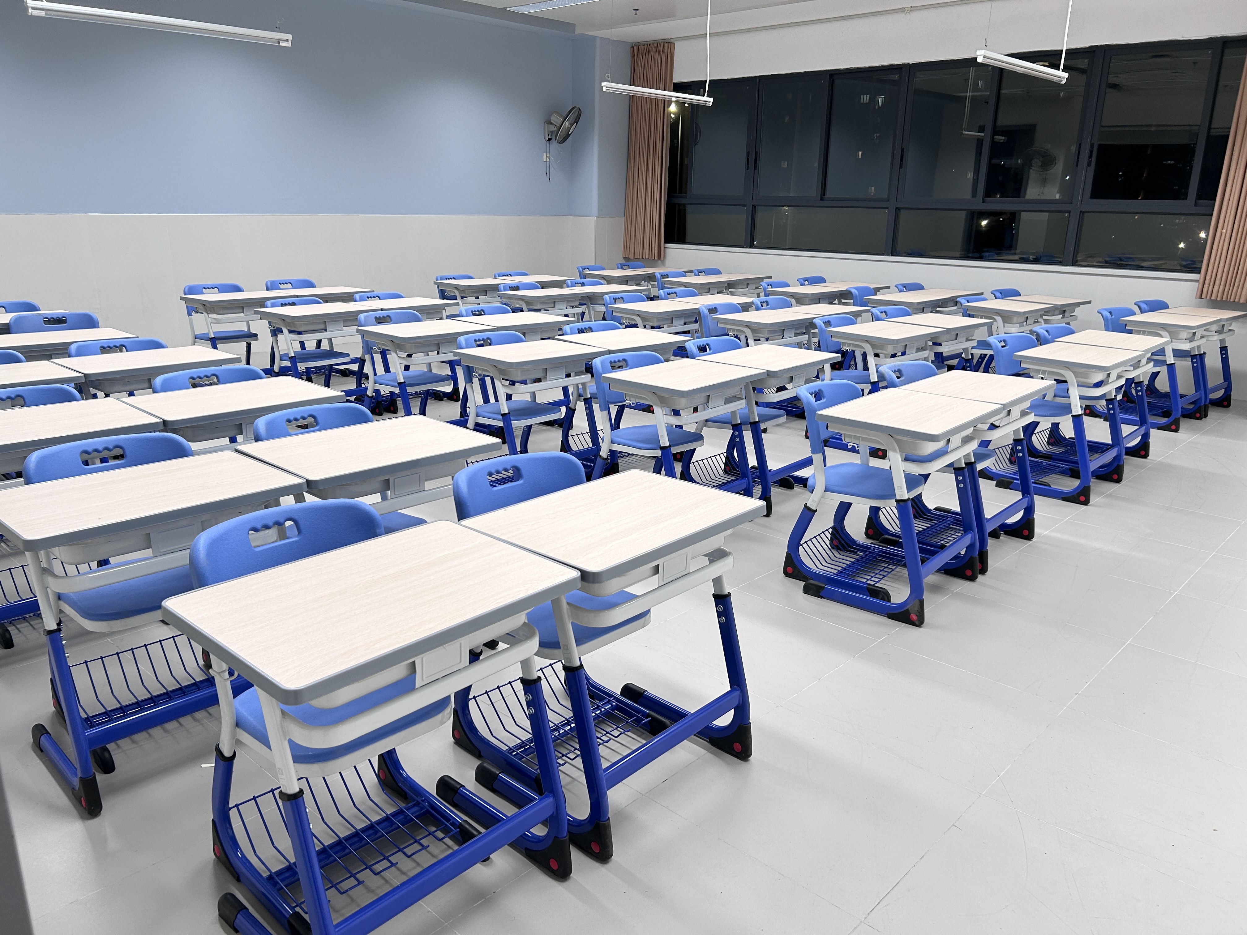 博恩教育课椅进驻深圳市实验学校(坂田校区)初中部|以健康设备护航少年成长(图2) de42c80f585ab4b0d7f57e7a4effb4a.jpg